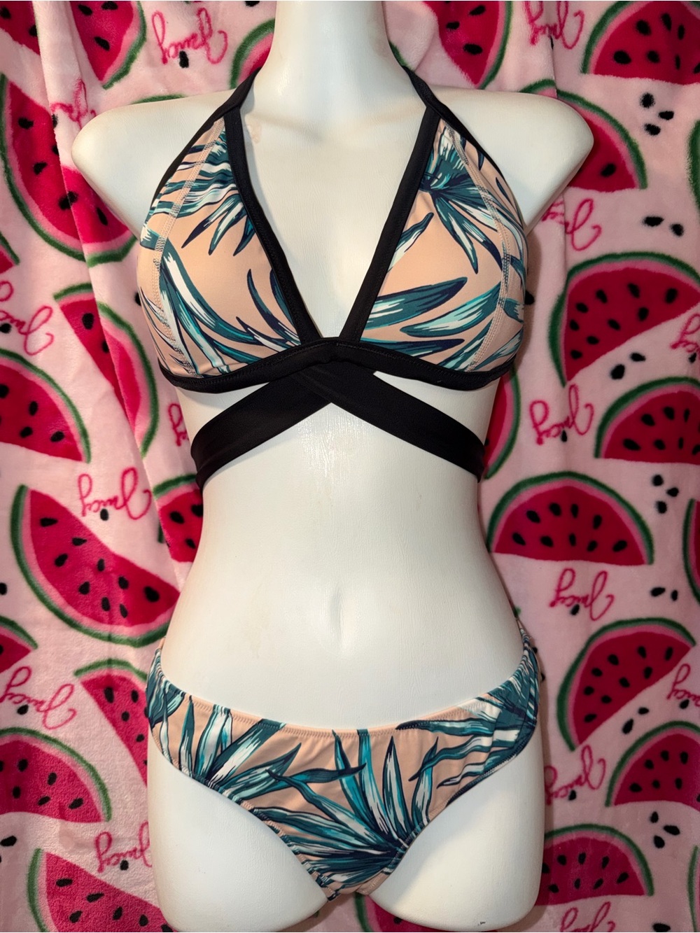 🩷 PINK Victoria's Secret Large Top, Small Bottom Tropical Leaf Wrap Bikini Set